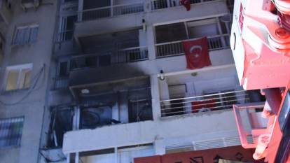 İzmir'de faciadan dönüldü! 7 katlı binada gaz sızıntısı sonrası patlama yaşandı: Çok sayıda yaralı var