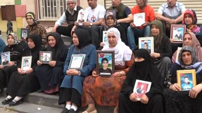 Bir Anneler Günü’ne daha evlat hasretiyle girdiler: Diyarbakır anneleri ‘Terörsüz Türkiye’ nöbetinde