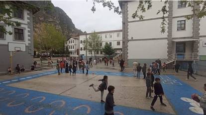 Amasya'da deprem sonrası karar alındı! İki ilçede eğitime ara verildi