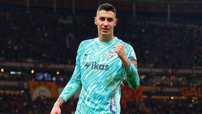 Adı Galatasaray ile anılıyordu: Eyüpspor iki futbolcusuyla sözleşmesini 2'şer yıl uzattı