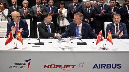 HÜRJET için tarihi gün! Türkiye'nin ilk yerli ve milli jet uçağı İspanya yolcusu