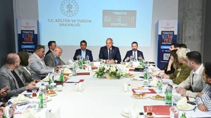 Bakan Ersoy 2025 yılı turizm vizyonunu açıkladı: Gece müzeciliği, kayak merkezi ve yeni ücretsiz halk plajları