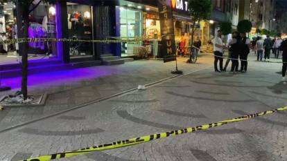 İstanbul'da mağazaya silahlı saldırı! Yaralılar var
