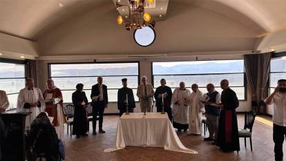 Papa'nın ziyareti öncesi İzmit'te ilk resmi ayin
