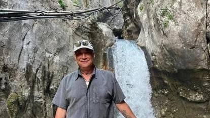 Yeşilçam oyuncusu kendi evinde bıçaklandı! Bıçaklayan ise...