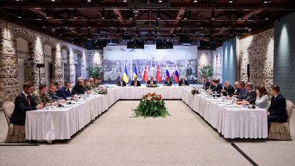 Son dakika! 2. tur görüşmelerin adresi İstanbul: Rus heyeti barış müzakereleri için yola çıktı