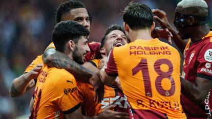 Şampiyon Galatasaray ligi 3 puanla kapattı