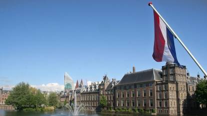 Hollanda’da büyük kriz: Koalisyon hükümeti dağıldı