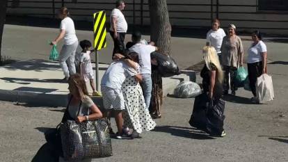 Bayram öncesi ailelerine kavuştular: Cezaevlerinden tahliyeler başladı!