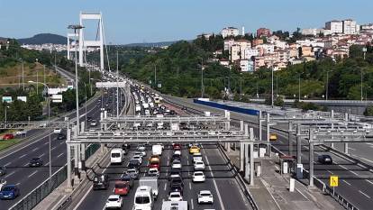 İstanbul’un bayram trafiği havadan görüntülendi