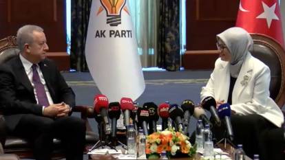 Siyasi partilerde bayramlaşma trafiği! AK Parti ve MHP görüştü