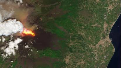 Etna Dağı patladı, ateş nehri oluştu! Uzaydan böyle görüntülendi