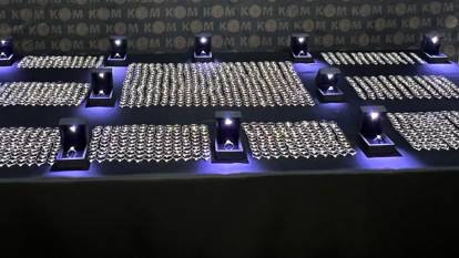 TIR değil sanki tekerlekli kuyumcu! 1527 adet pırlanta taşlı yüzük, 5.6 kilogram işlenmiş kehribar ele geçirildi