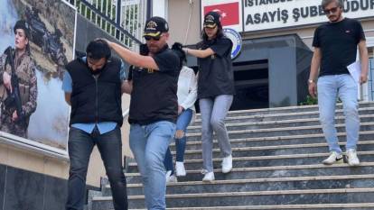 Kuyumcuyu sahte altınla dolandırdılar!