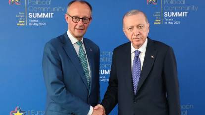Cumhurbaşkanı Erdoğan, Almanya Başbakanı ile görüştü!
