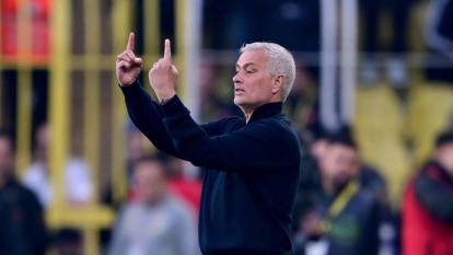FENERBAHÇE'DE TRANSFER ALARMI: Jose Mourinho'nun listesindeki yıldız isim ortaya çıktı