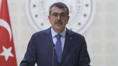 Bakan Tekin çok konuşulan düzenlemeye açıklık getirdi: Amaç çocuğun öğrenci olduğunu anlayabilelim