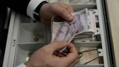 Bankalar emekliye 27 bin TL nakit yağdırıyor! Başvuru ekranı açıldı