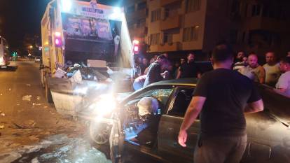 Alkollü sürücü dehşet saçtı! Görevdeki çöp aracına çarptı: 1 temizlik işçisi öldü, biri ağır 4 kişi yaralı