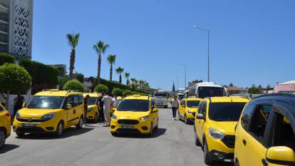 Turizmin kalbinde taksici krizi! Kontak kapattılar