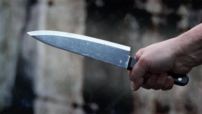 Manavgat'ta korkunç olay! 19 yaşındaki genç, kız kardeşini 14 kez bıçakladı, başını kesmeye kalktı!
