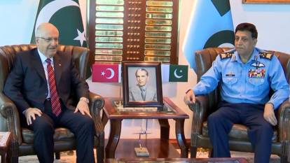 Bakan Güler'den Pakistan'da önemli temas!