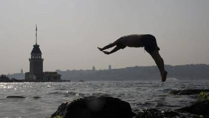BALKANLAR'DAN GELDİ İSTANBUL'A GİRİŞ YAPTI: Sıcaklıklar düştü!