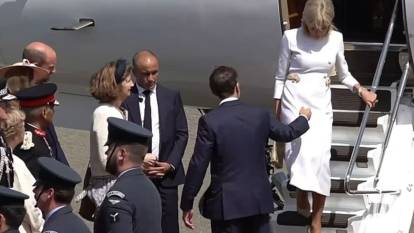 Macron çifti arasında yeni kriz: Elini havada bırakmasının nedeni ortaya çıktı!