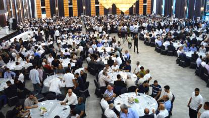 Aileler arasındaki 8 yıllık kavga, 3 bin kişilik dev törenle sona erdi!