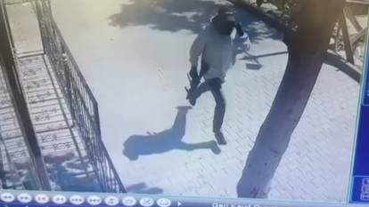 Balıkçı barınağında silahlı saldırı! Görüntüler film sahnesinden değil Küçükçekmece'den