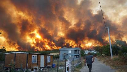 Anız yangını ormana sıçradı: Tekirdağ Şarköy yanıyor, birçok yerleşim yeri boşaltıldı