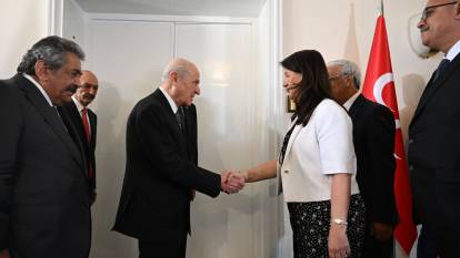 DEM heyetinden parti liderlerine ziyaret: Bahçeli ile kritik görüşme!