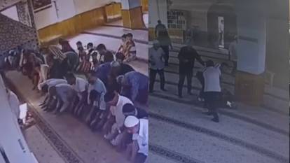 Camide korkunç cinayet: Namaz kılan adamı defalarca bıçakladı!
