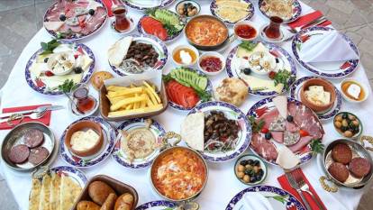 Katmer ve serpme kahvaltı dünyayı salladı! En iyi 10 kahvaltı listesi açıklandı!