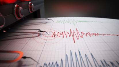 İstanbul'da deprem! AFAD büyüklüğünü açıkladı