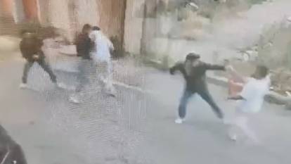 Kartal’da sokak ortasında dehşet: Husumetlileri önünü kesti, önce darbedildi sonra bıçakladı!