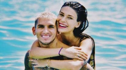 Torreira ve Devrim Özkan Bodrum'da aşka geldi: Birlikte böyle poz verdiler!