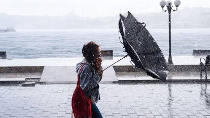 Pazar gününe plan yapanlar dikkat! Kuvvetli fırtına yolda! Meteoroloji kritik uyarılarda bulundu