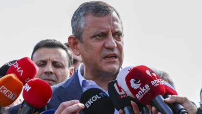 CHP lideri Özgür Özel'den İmamoğlu'na ziyaret!