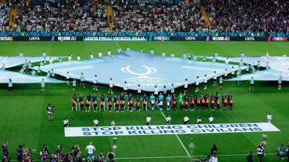 UEFA Süper Kupa finalinde Filistin unutulmadı: Çocukları ve sivilleri öldürmeyi durdurun!