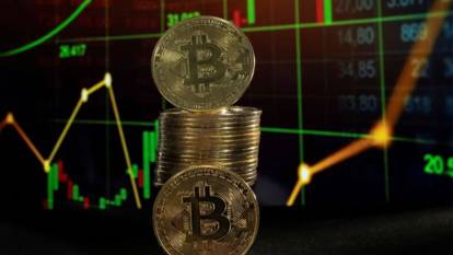 Bitcoin uçuşa geçti: Tüm zamanların rekorunu altüst etti