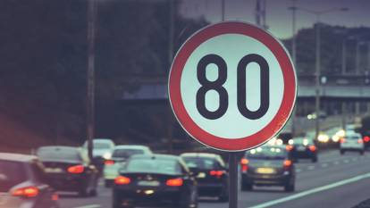 Trafikte kafa karışıklığına son: Hız sınırı levhaları değişiyor