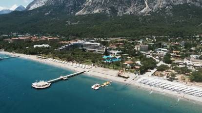 Halk plajına otel ablukası! Geriye 2-3 metrelik sahil kaldı...