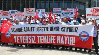 Memurlar Türkiye genelinde iş bıraktı: Ankara'da pazarlık sürüyor