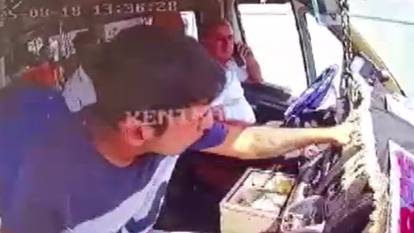 Sürücüyü dalgın yakaladı: Bir tomar parayı aldı kaçtı!