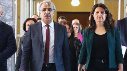 DEM heyeti perşembe günü İmralı'ya gidiyor