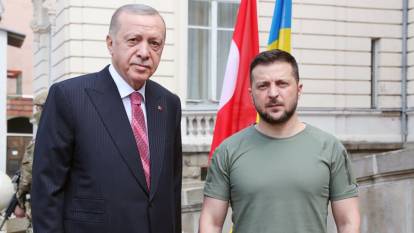 Ukrayna Devlet Başkanı Zelenski'den Türkiye açıklaması: Görüşmelere ev sahipliği yapabilir!