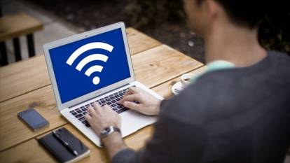 TÜİK 2025 verilerini açıkladı: Türkiye'de internet kullanım oranı belli oldu! E-Devlet rekor kırdı, WhatsApp zirvede