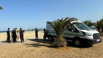 Kuşadası sahilinde kıyıya vurmuş erkek cesedi bulundu