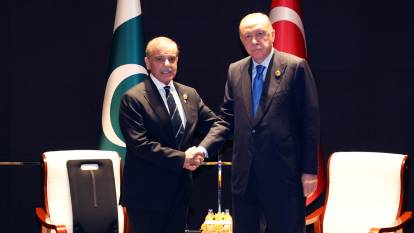 Cumhurbaşkanı Erdoğan Pakistan Başbakanı Şahbaz Şerif ile görüştü